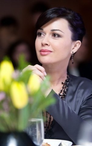 Анастасия Заворотнюк (фото 6)